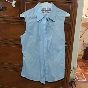 Brooks Bros blue sleeveless fitted blouse